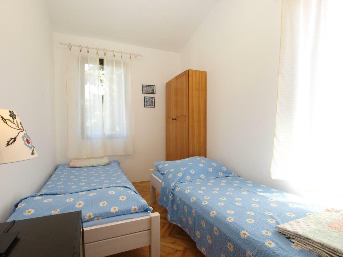 House Puntizela 747 Villa Pula Luaran gambar