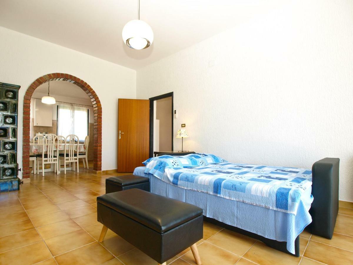 House Puntizela 747 Villa Pula Luaran gambar