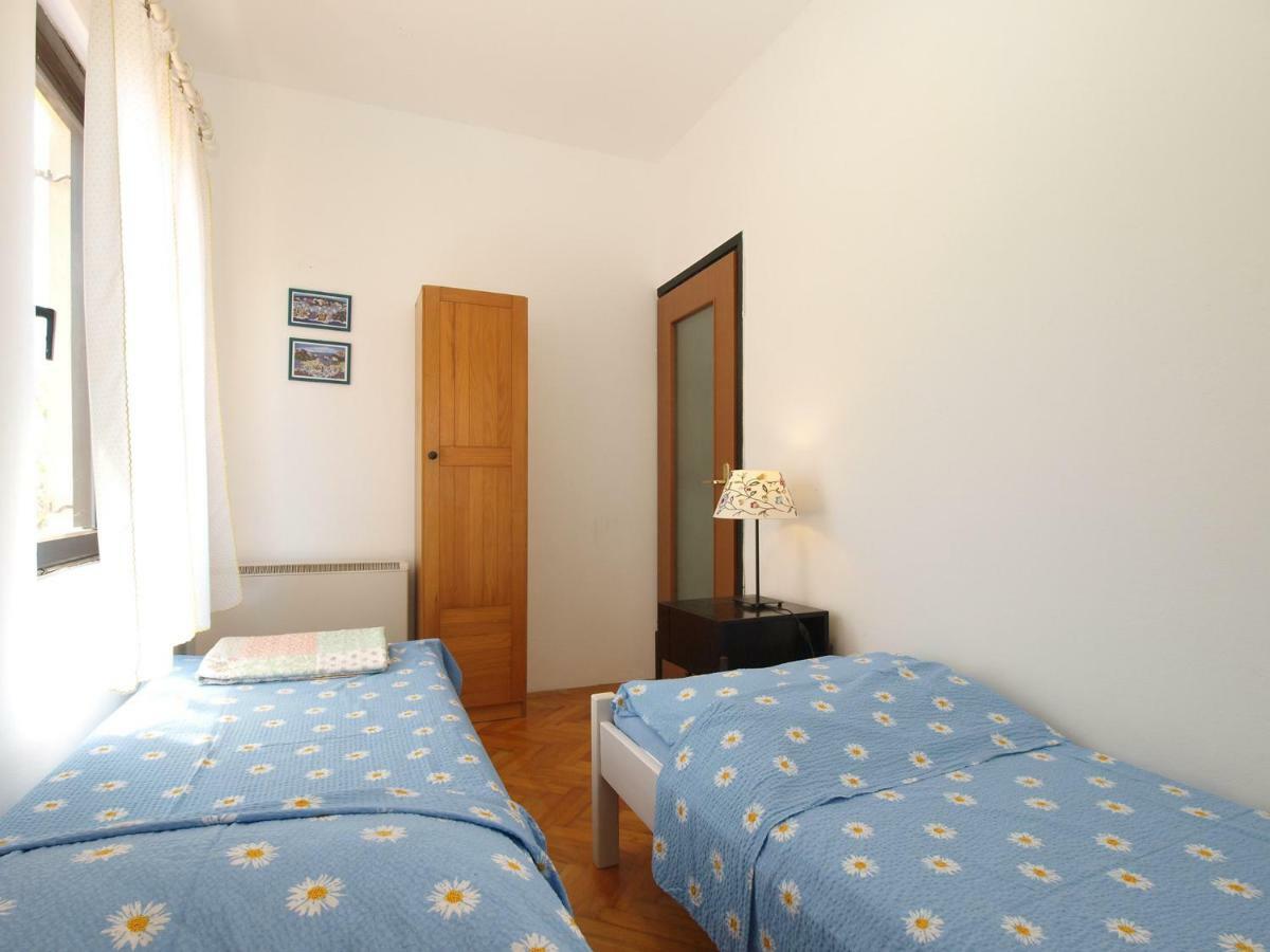 House Puntizela 747 Villa Pula Luaran gambar