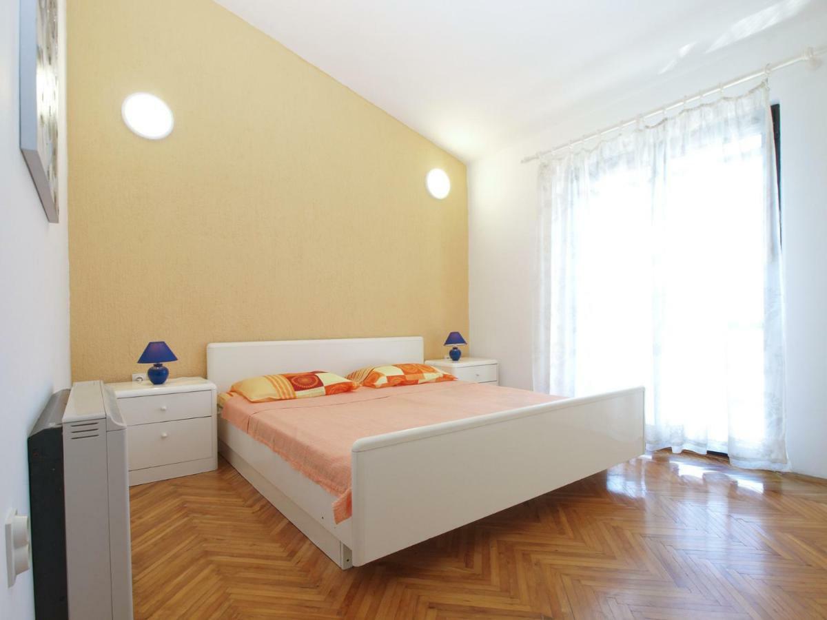 House Puntizela 747 Villa Pula Luaran gambar
